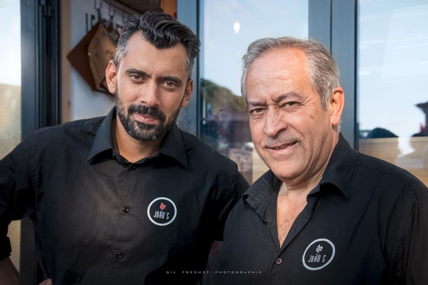 Père et fils de la famille Ferraria, fondateurs du restaurant portugais João's à Toulon
